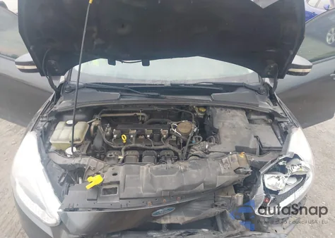 2015 Ford Focus Se z USA, uszkodzony, nr VIN 1FADP3K28FL334206